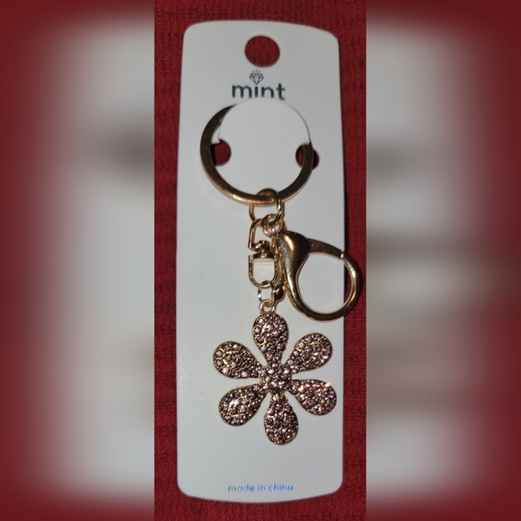 Mint Accessories - Purple Flower Keychain/Bag Charm